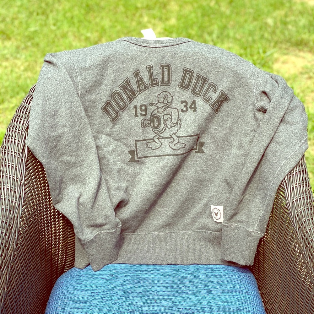 Vintage Donald Duck Uniqlo Pullover Sweatshirt
